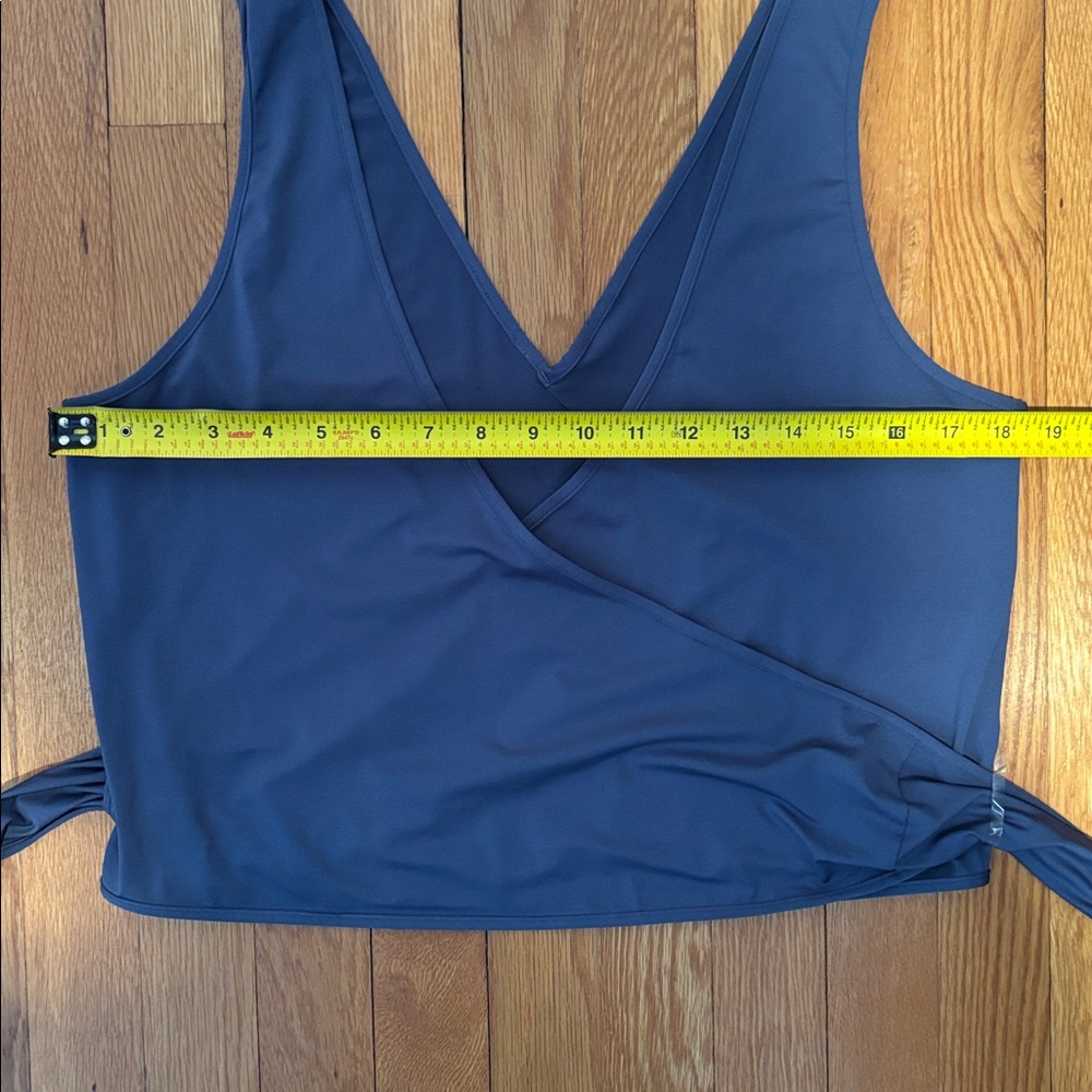 Lululemon Twist Me Up Crop Tank in color Code Blue - Picture 12 of 13